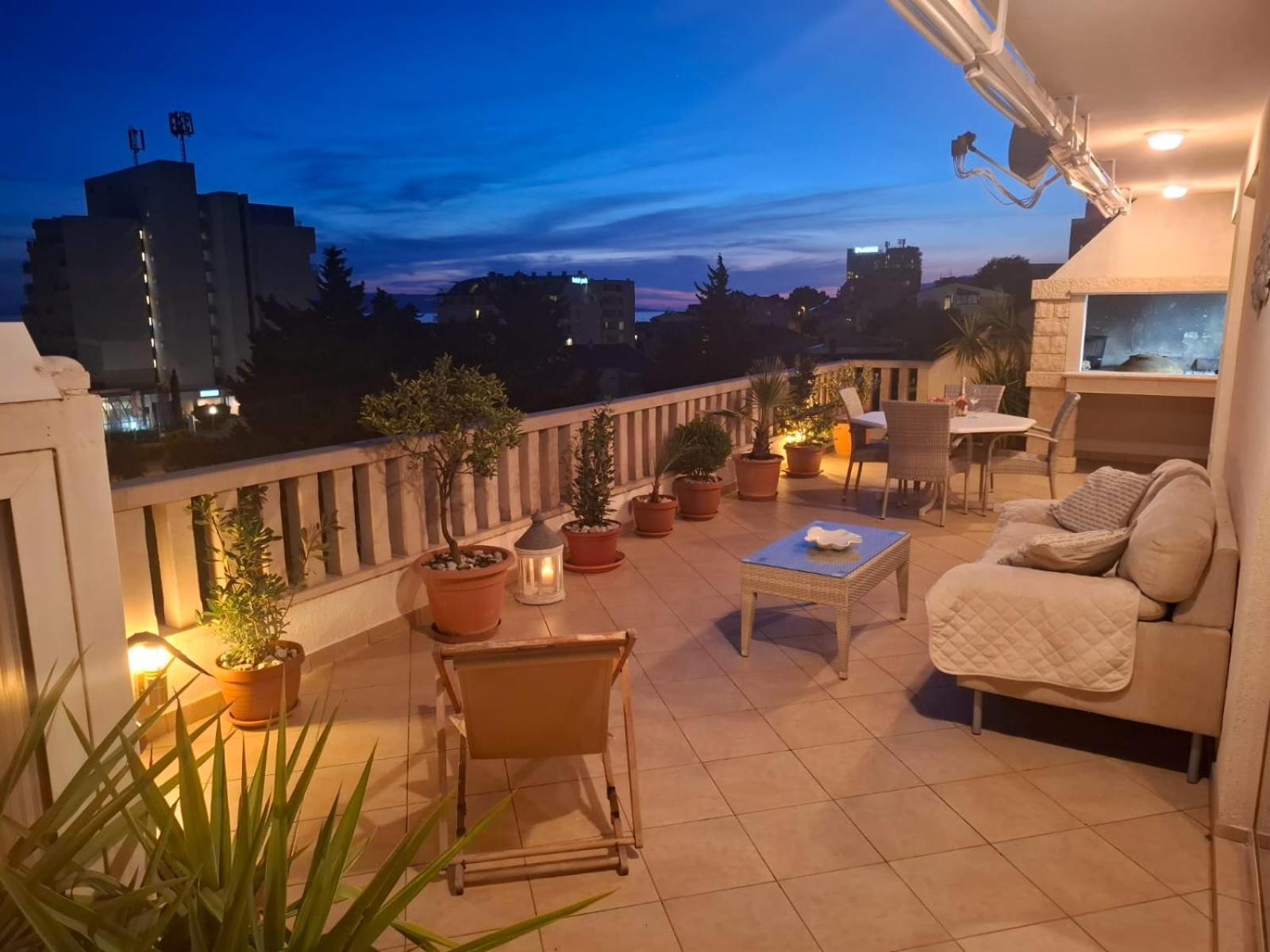 Happy Basset Terrace Appartement Makarska Buitenkant foto