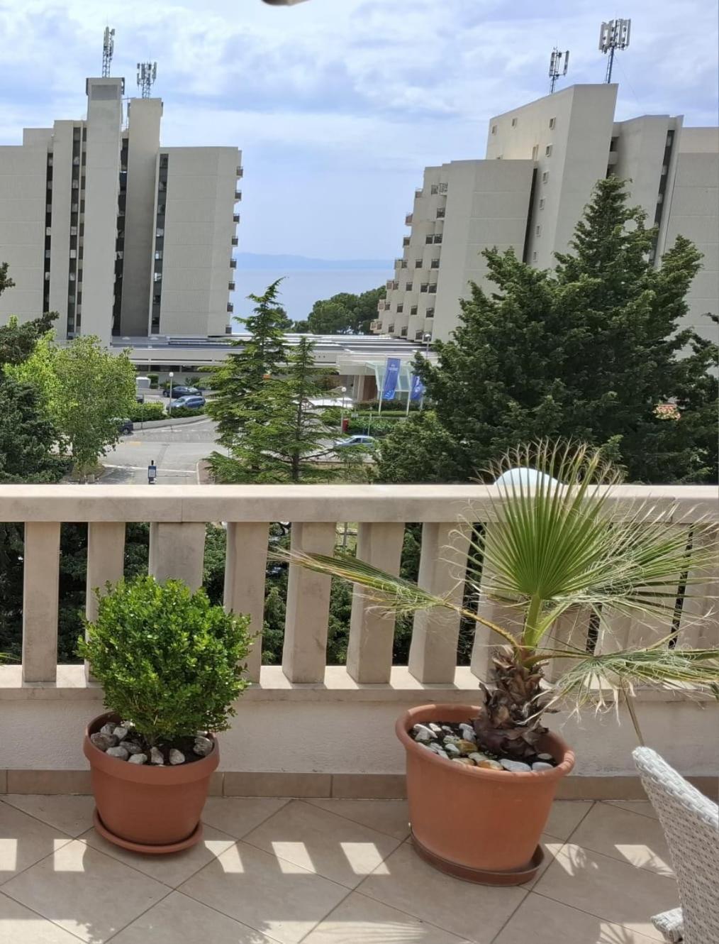 Happy Basset Terrace Appartement Makarska Buitenkant foto